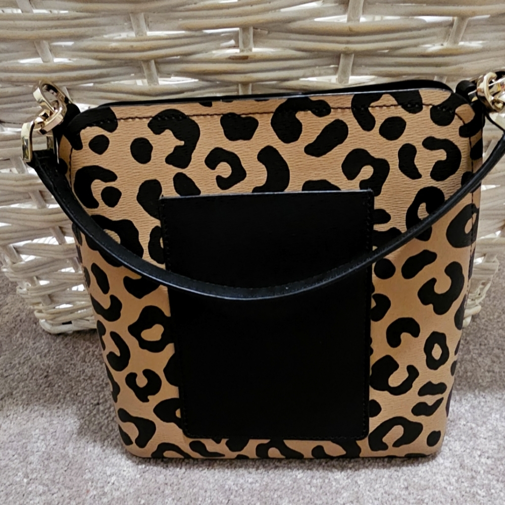 Kate Spade Darcy Leopard bucket bag 18.8.12x 7.87x4.37